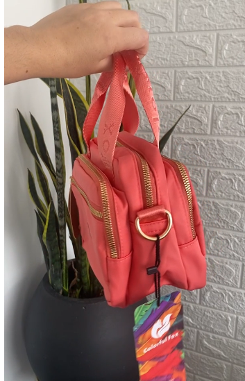 Bolso para mujer fabricado en nyl